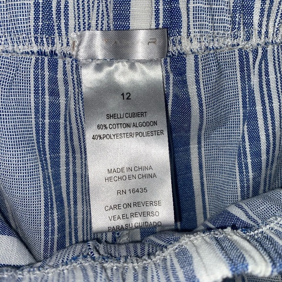 Girls Size 12 Tahari Branded Striped Dress Pants - Picture 3 of 3